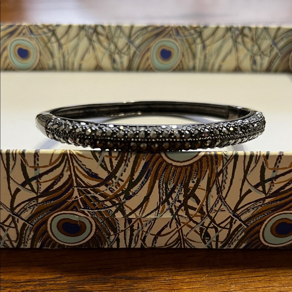 Elegant Black Bangle Bracelet